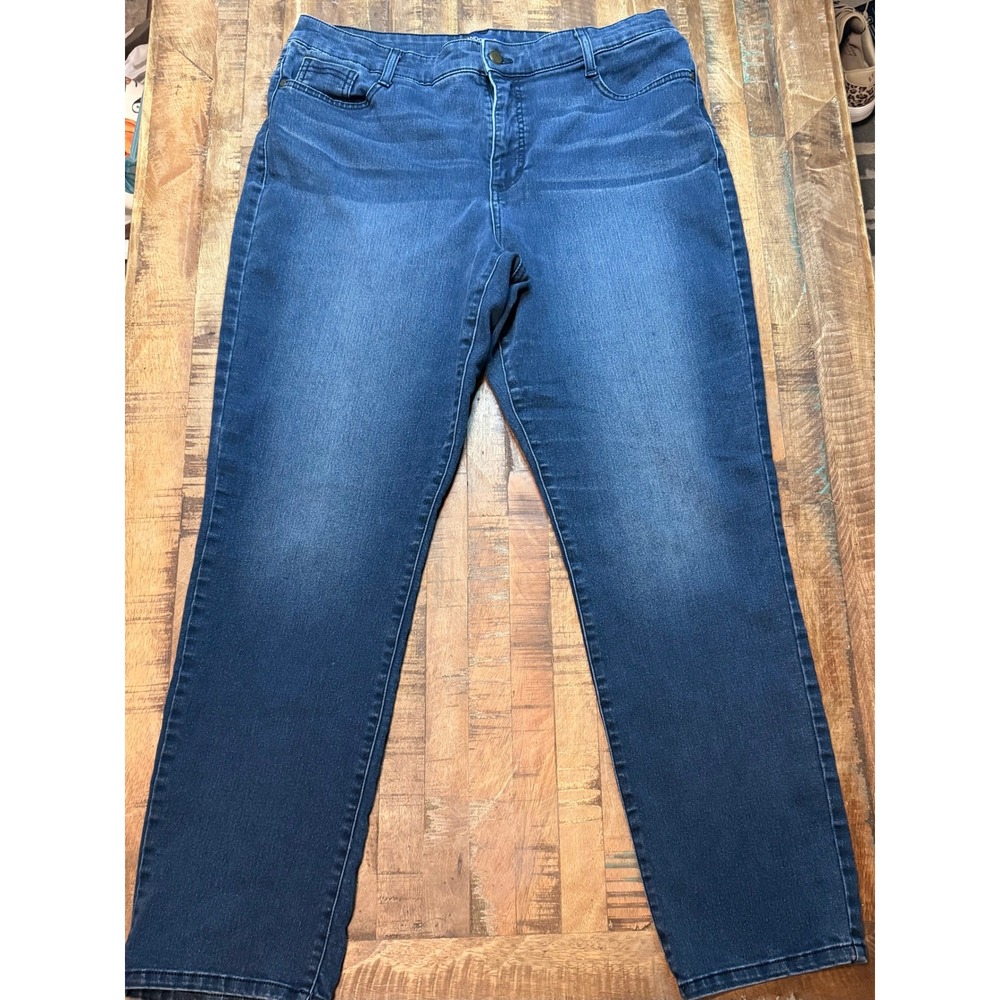 Bandolino Amy Straight Leg Jeans Blue Medium Wash Denim Size 14